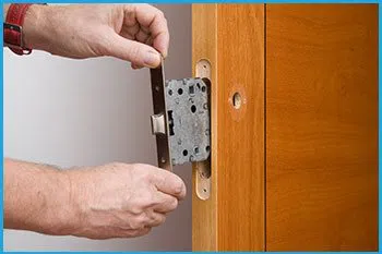Lock Locksmith Services Bronx, NY 718-304-2929 - 13-new-locks-installation