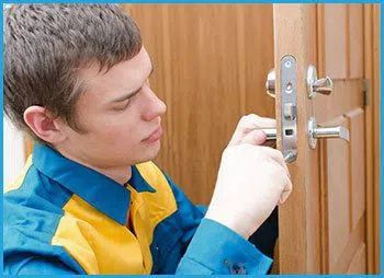 Lock Locksmith Services Bronx, NY 718-304-2929 - 5-lock-opening